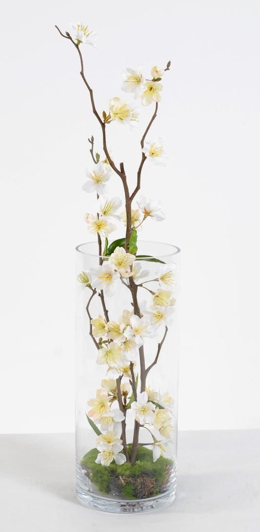 Композиция черешов цвят